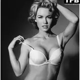 Kelly Carlson голая #0119