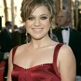 Kelly Clarkson голая #0138