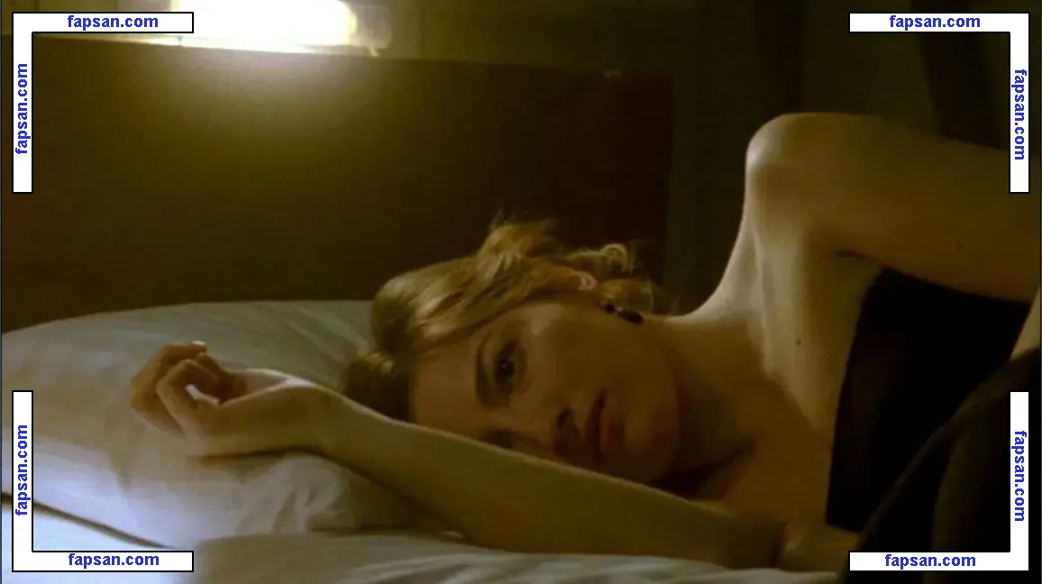 Kelly MacDonald nude photo #0021 from OnlyFans
