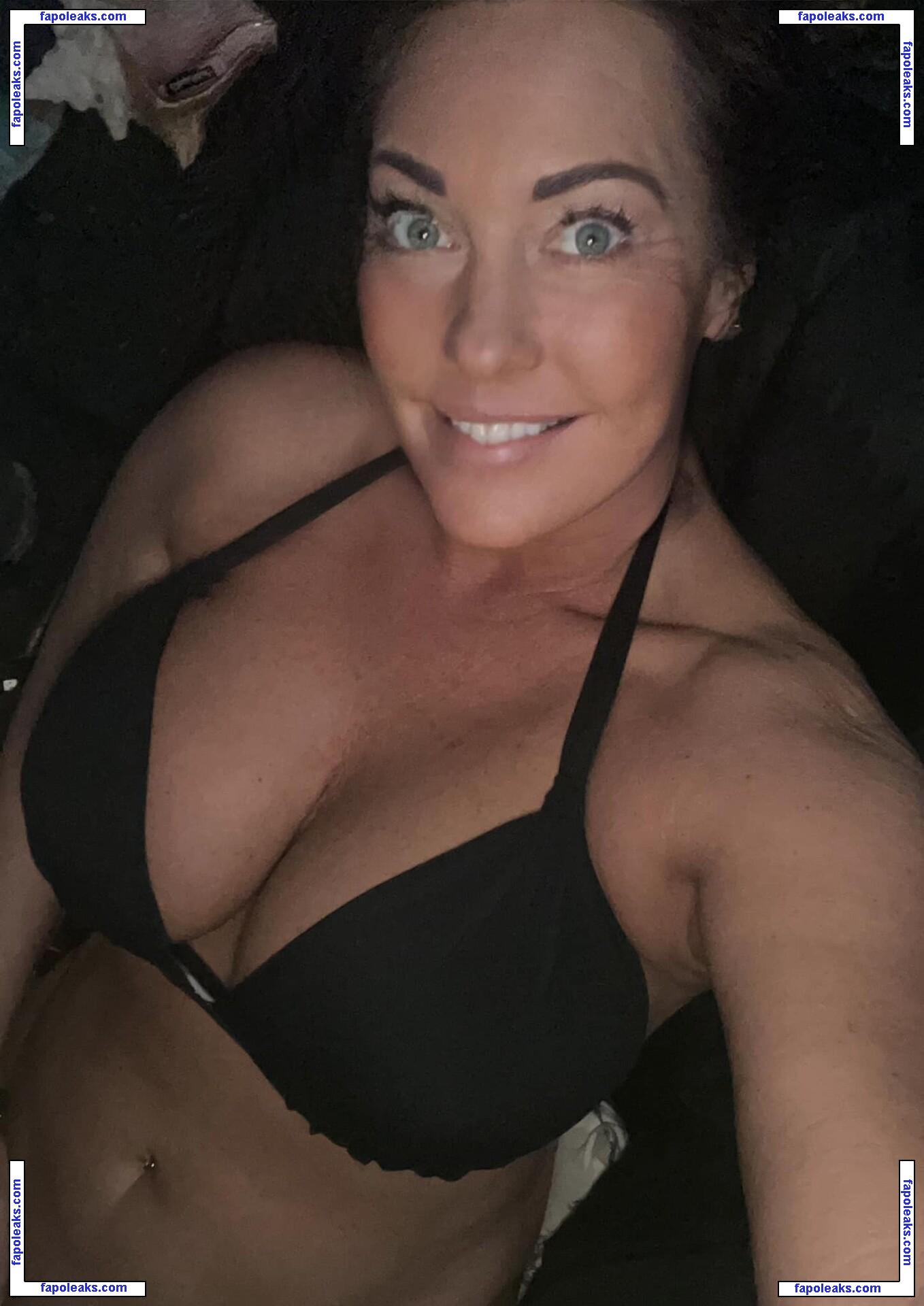 KellyK / kellyk11 / kellyknurse nude photo #0009 from OnlyFans