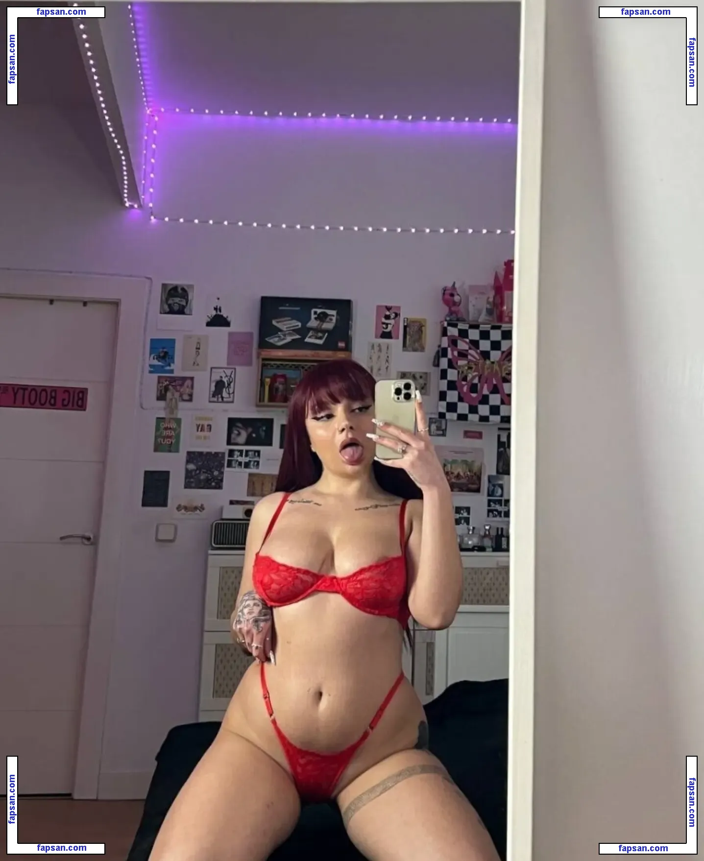 kellyyprive nude photo #0005 from OnlyFans