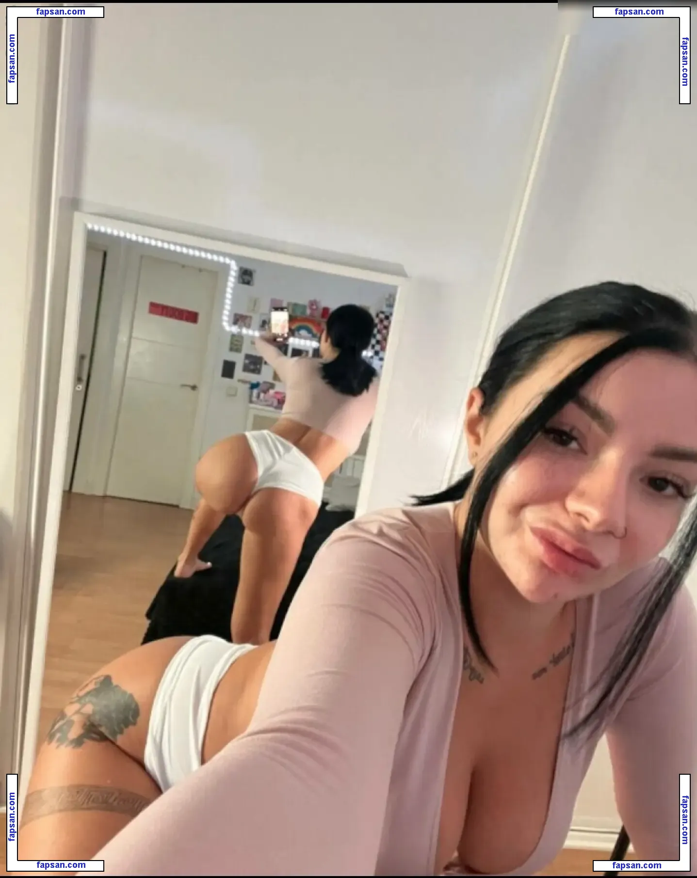 kellyyprive nude photo #0010 from OnlyFans