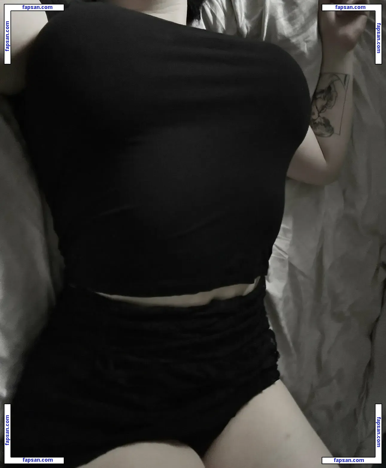 kelpiechu nude photo #0001 from OnlyFans