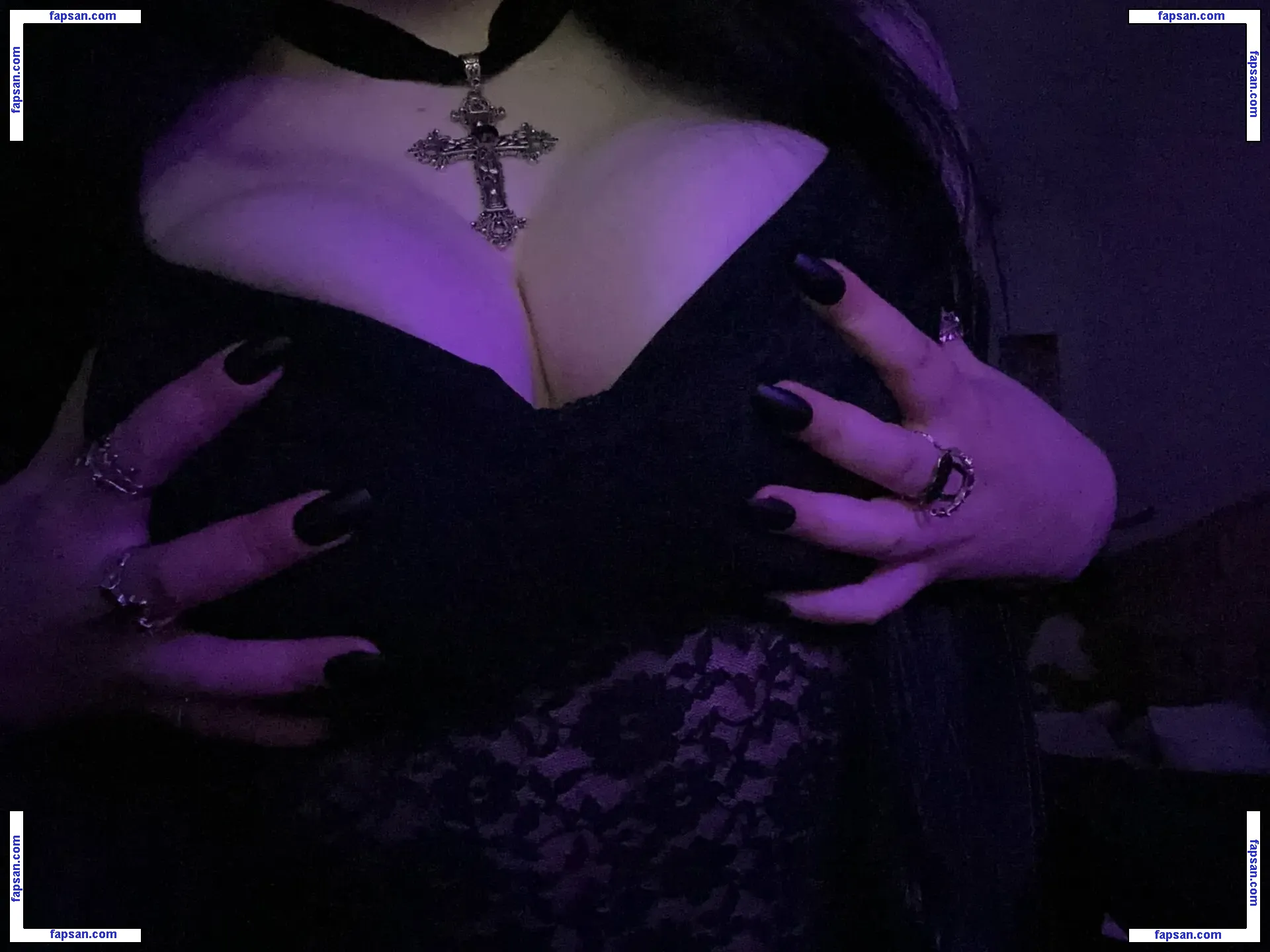 kelpiechu nude photo #0002 from OnlyFans