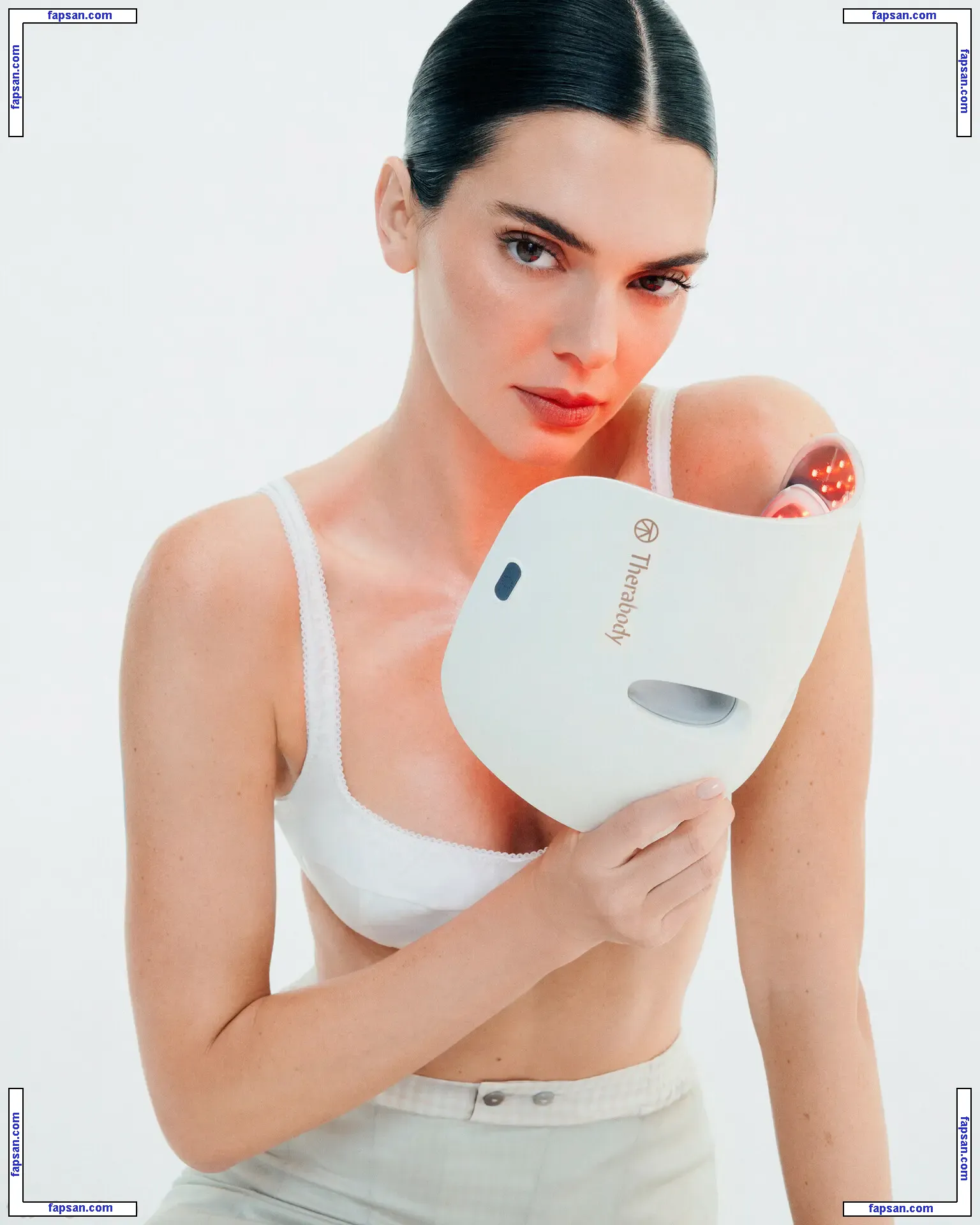 Kendall Jenner голая фото #15178 с Онлифанс