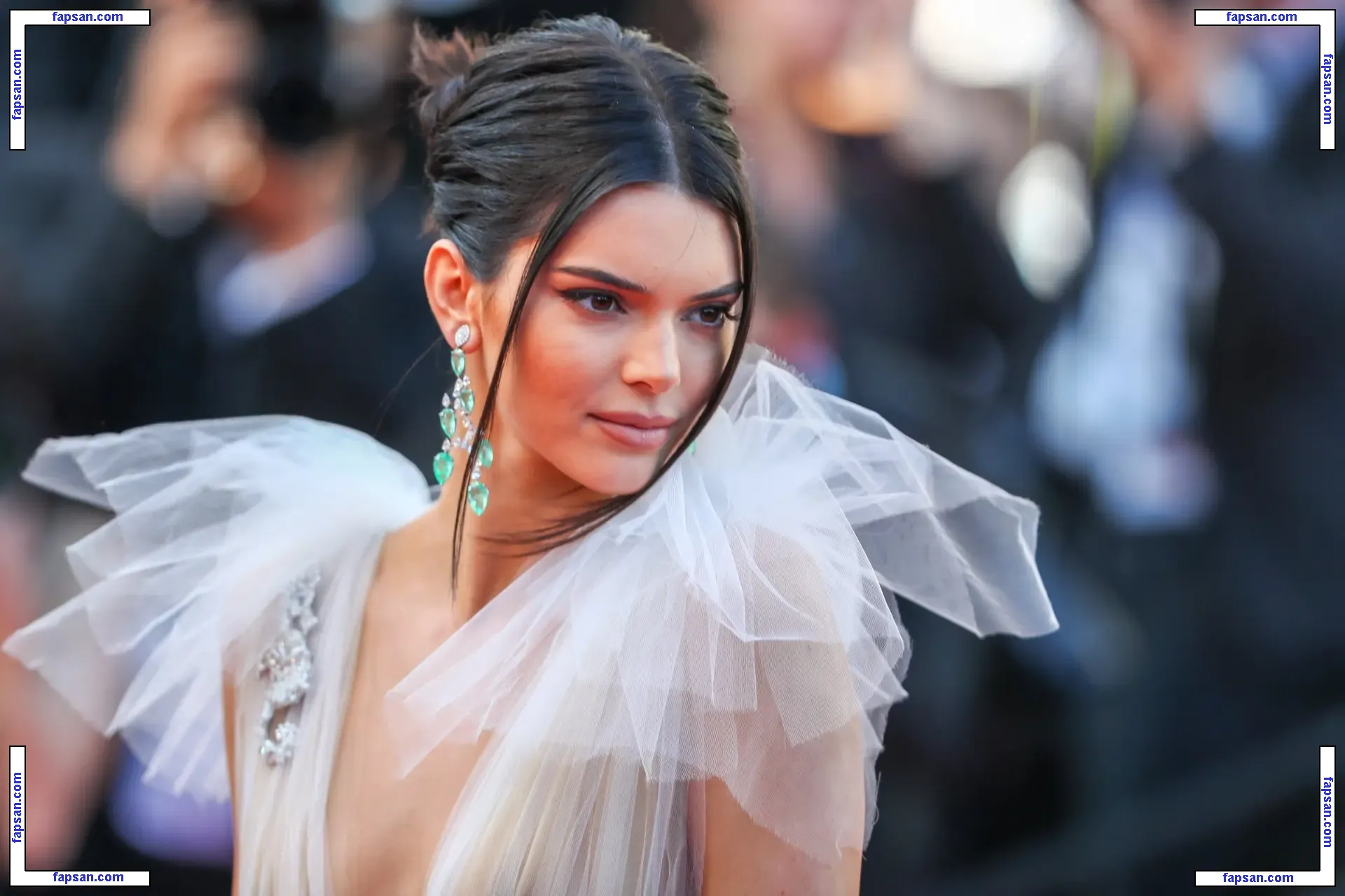 Kendall Jenner nude photo #1020 from OnlyFans