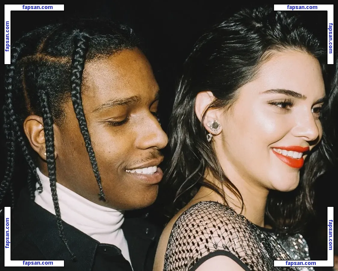 Kendall Jenner nude photo #1407 from OnlyFans