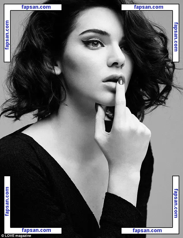 Kendall Jenner nude photo #2400 from OnlyFans