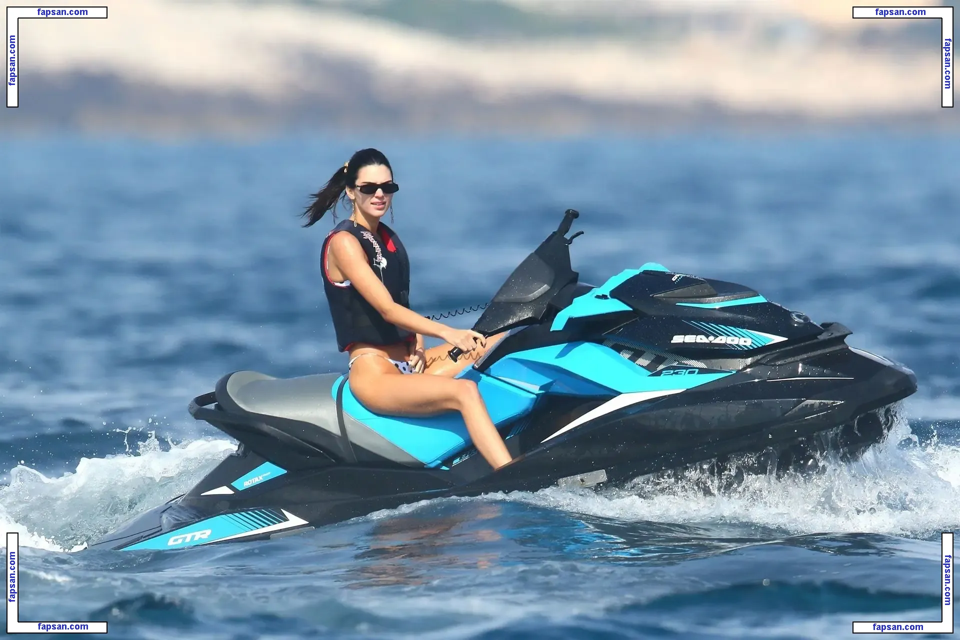 Kendall Jenner nude photo #3995 from OnlyFans
