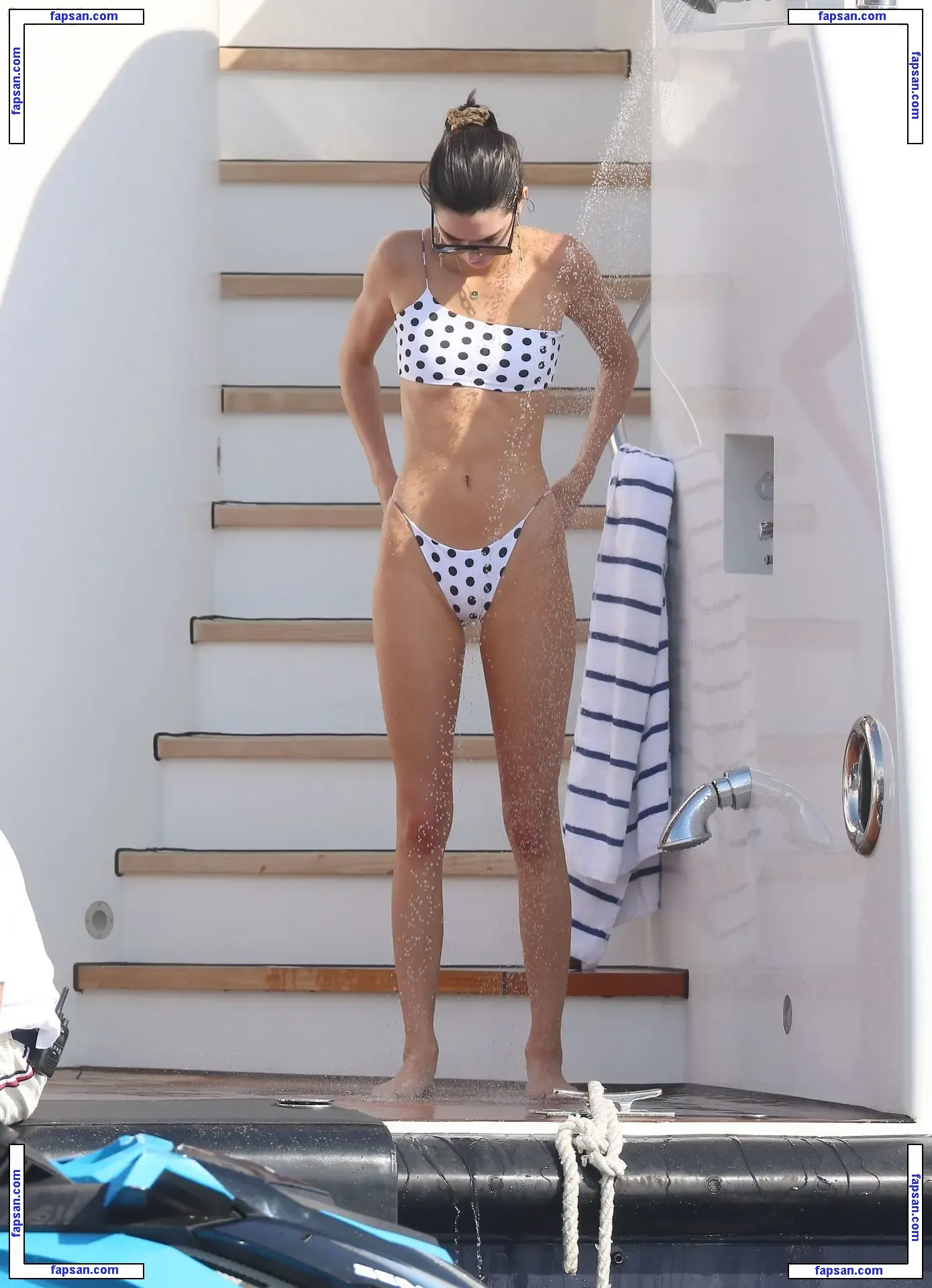 Kendall Jenner nude photo #4046 from OnlyFans