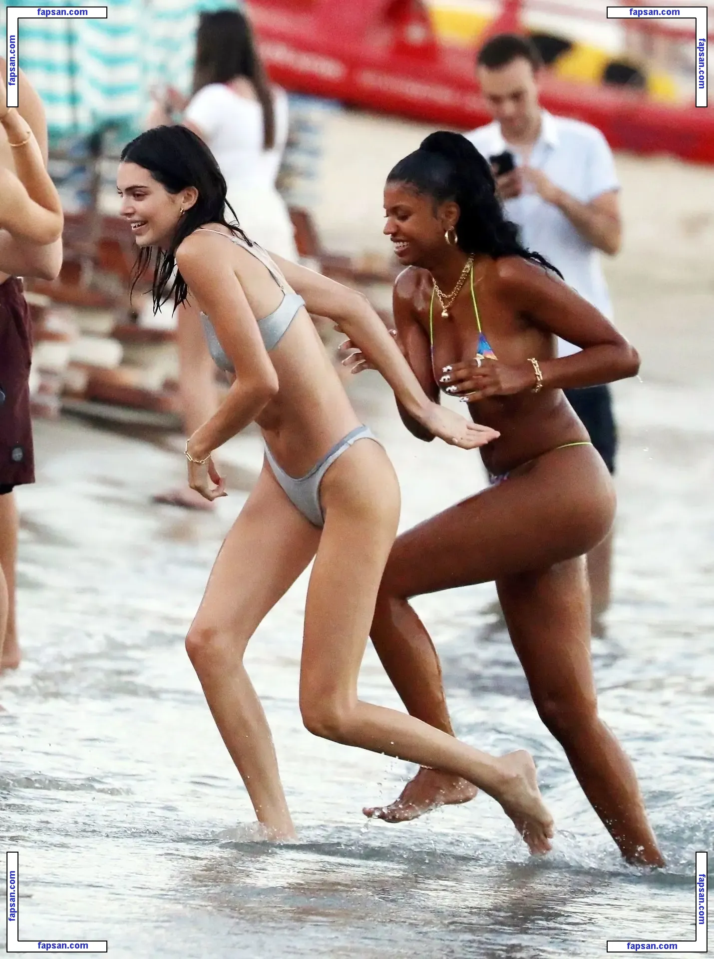 Kendall Jenner nude photo #4353 from OnlyFans