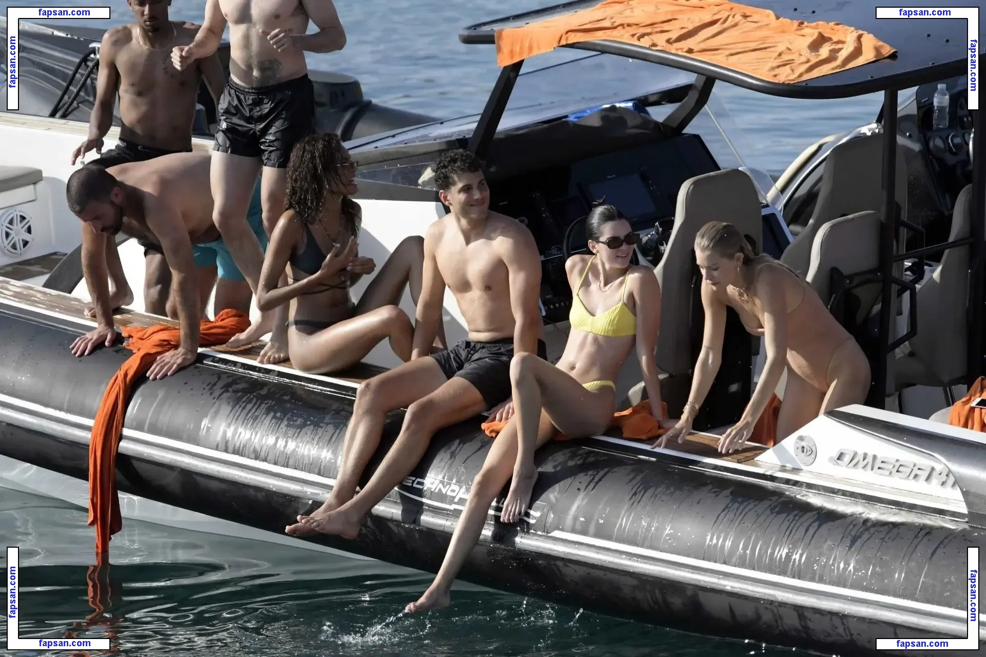 Kendall Jenner nude photo #4465 from OnlyFans