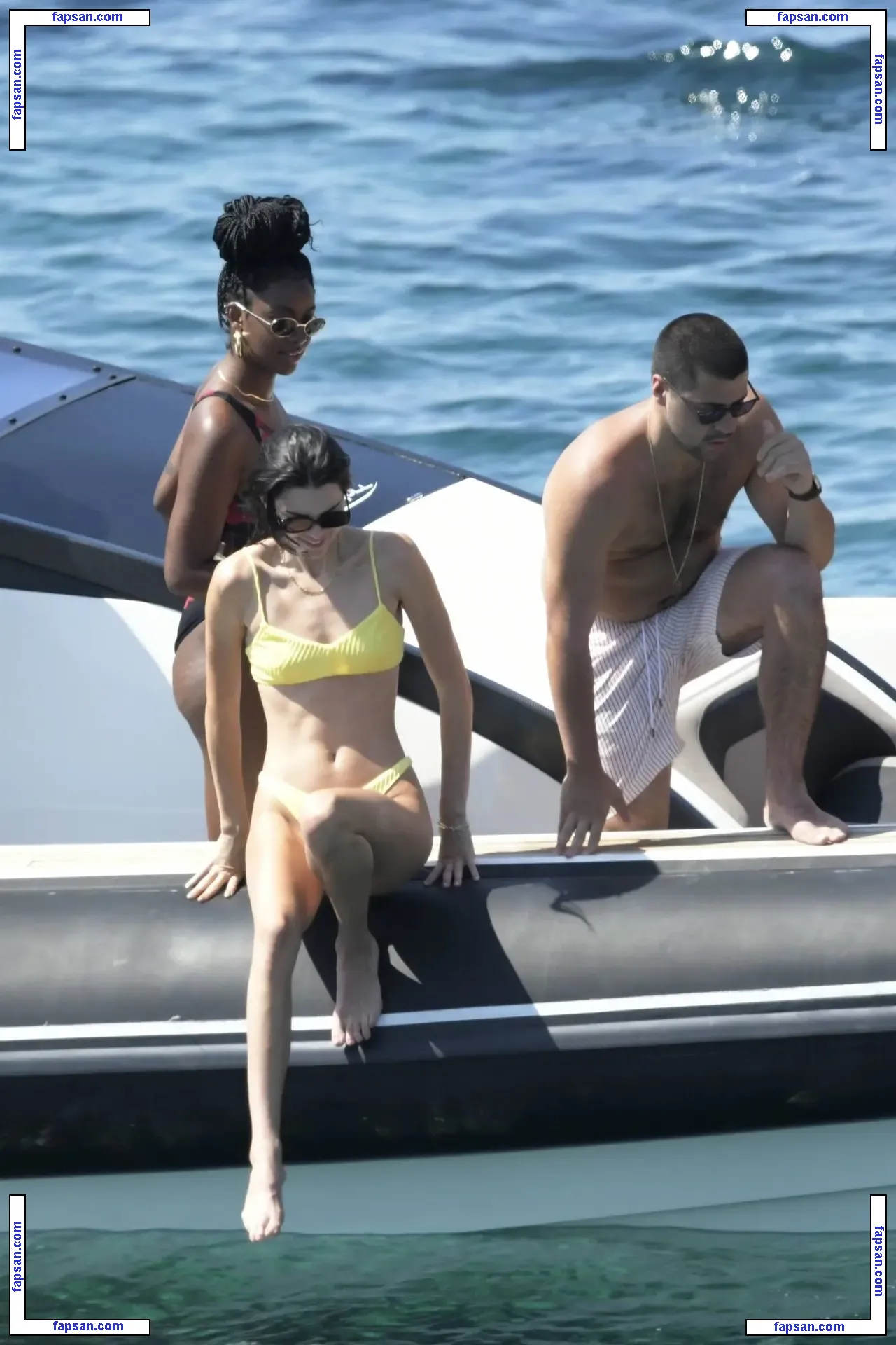 Kendall Jenner nude photo #4477 from OnlyFans