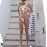 Kendall Jenner nude #4046