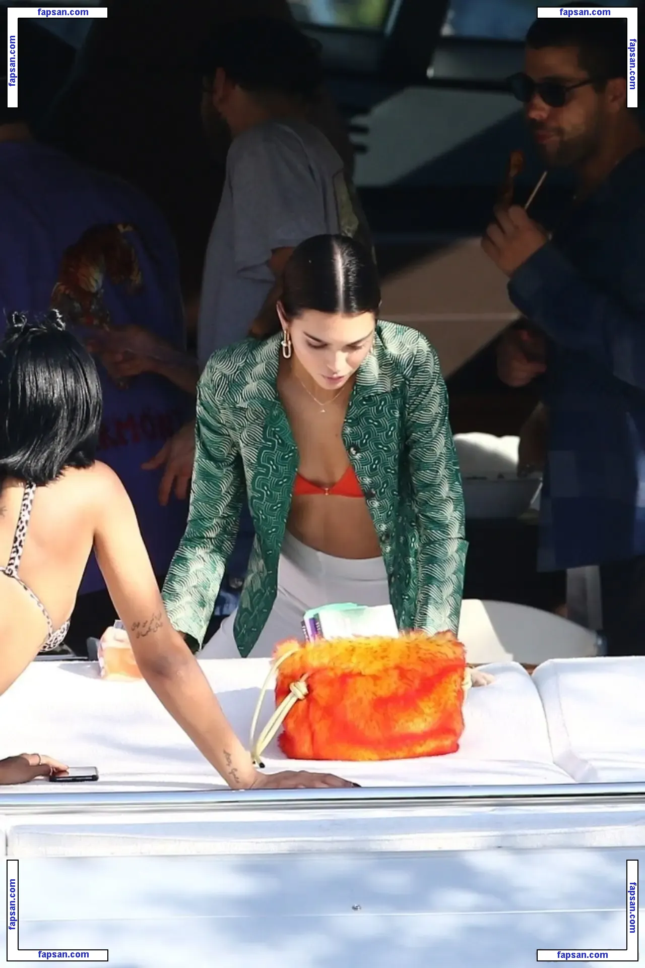 Kendall Jenner nude photo #5140 from OnlyFans
