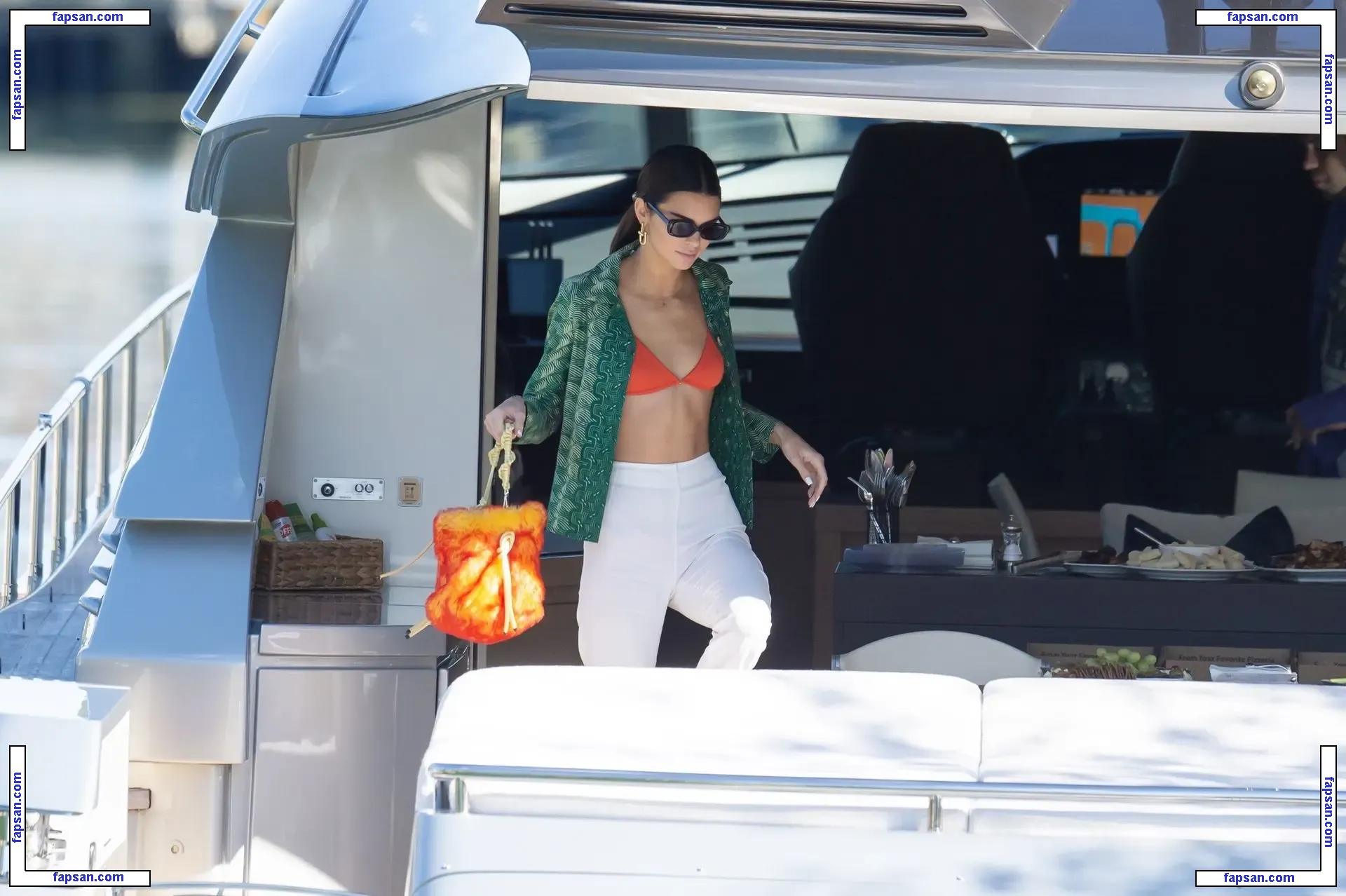 Kendall Jenner nude photo #5167 from OnlyFans