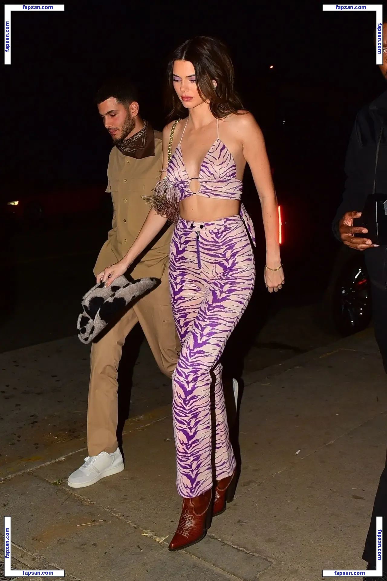 Kendall Jenner nude photo #5900 from OnlyFans