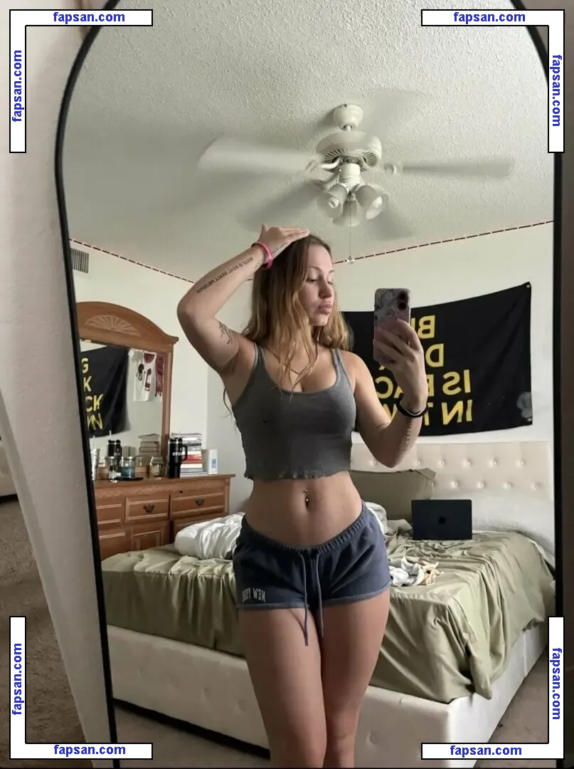 Kendallmariee nude photo #0006 from OnlyFans