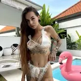 Kendra Lane nude #0001