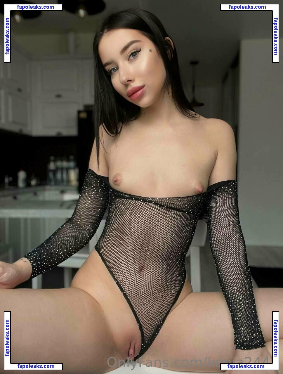 kenia2443 / ke.nia2443 nude photo #0247 from OnlyFans