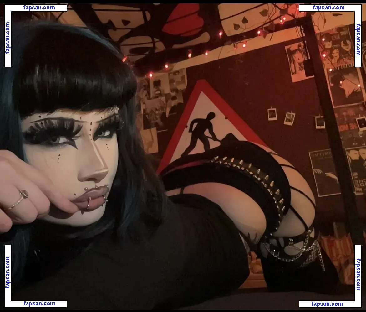 Kenzi голая фото #0003 с Онлифанс