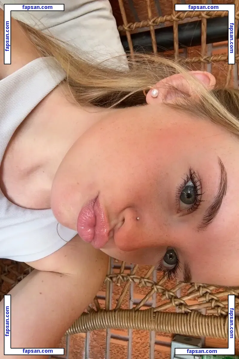 kenziegirrll nude photo #0005 from OnlyFans