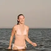 Kerry Bishé nude #0010