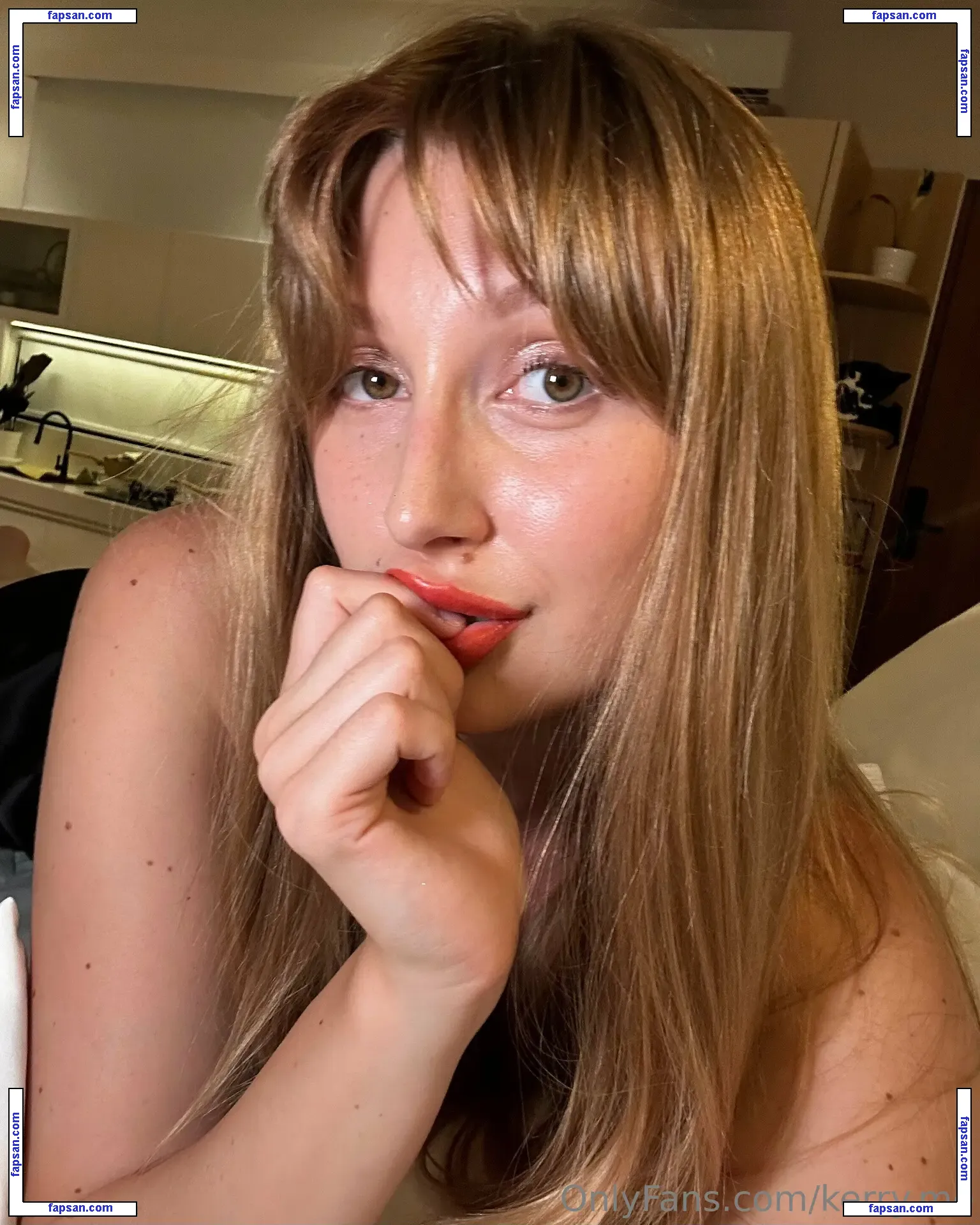 kerry.me nude photo #0208 from OnlyFans