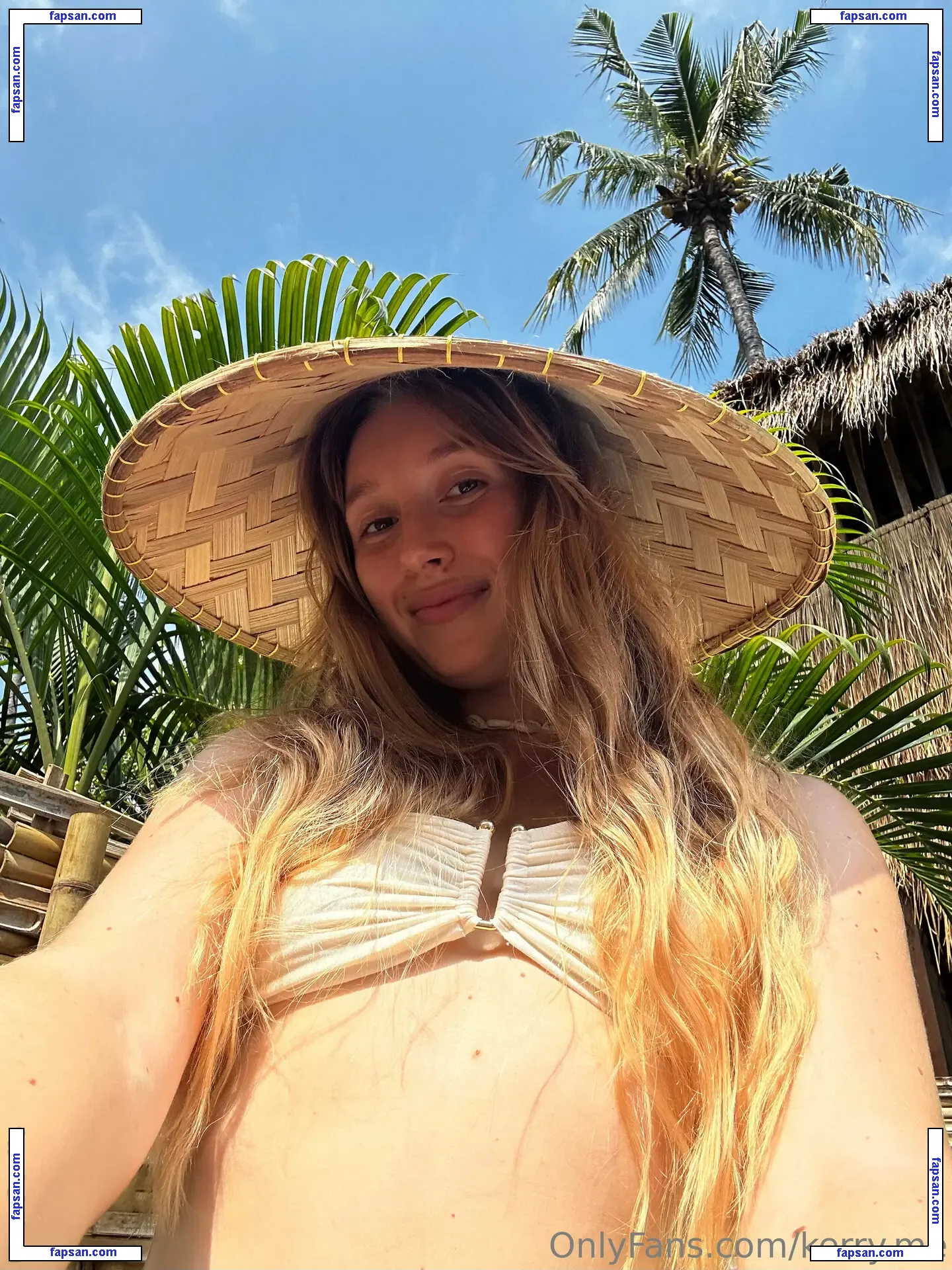 kerry.me nude photo #0215 from OnlyFans