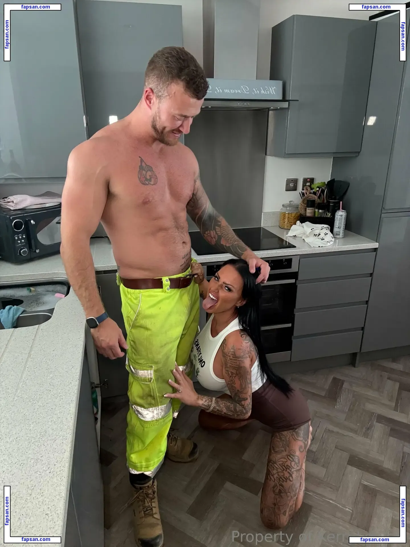 kerrylouise_xxx nude photo #0239 from OnlyFans