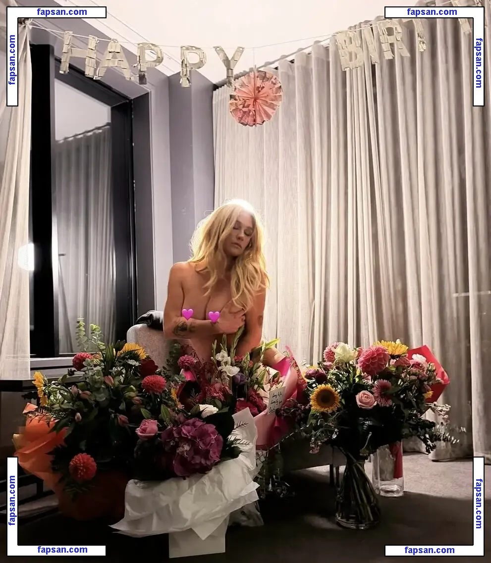 KeshaRose nude photo #0140 from OnlyFans