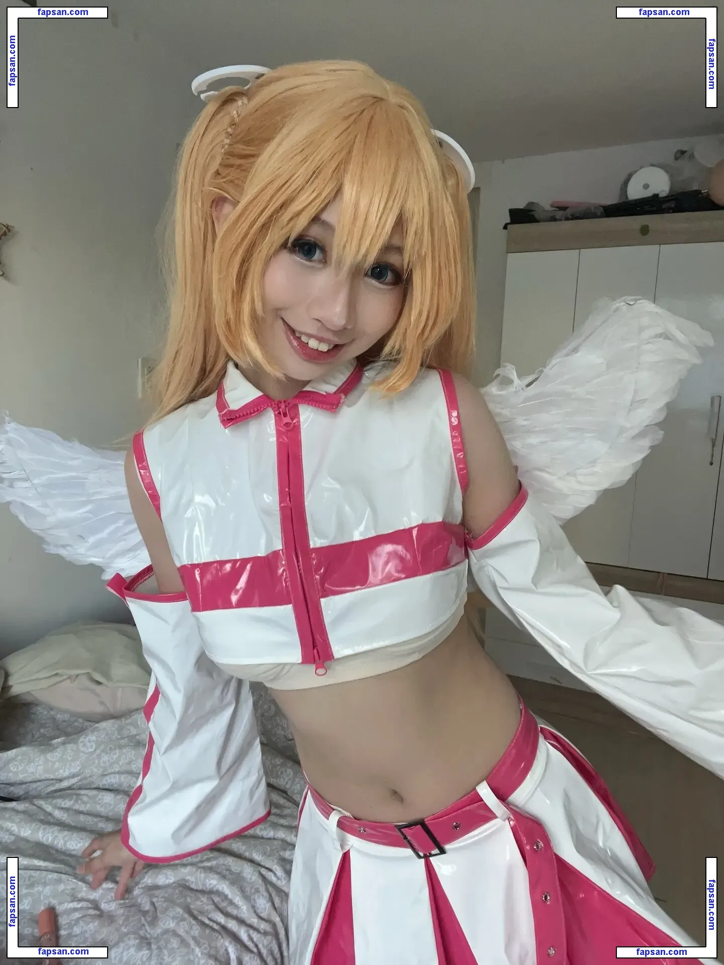 Kettsley голая фото #0024 с Онлифанс