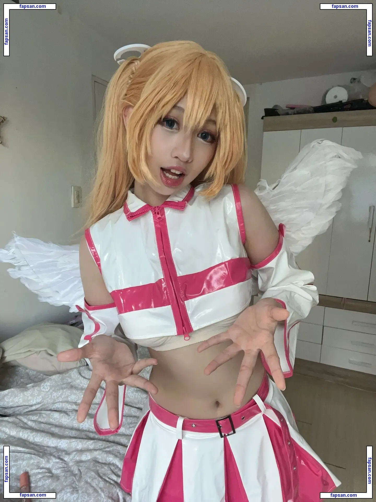 Kettsley голая фото #0036 с Онлифанс