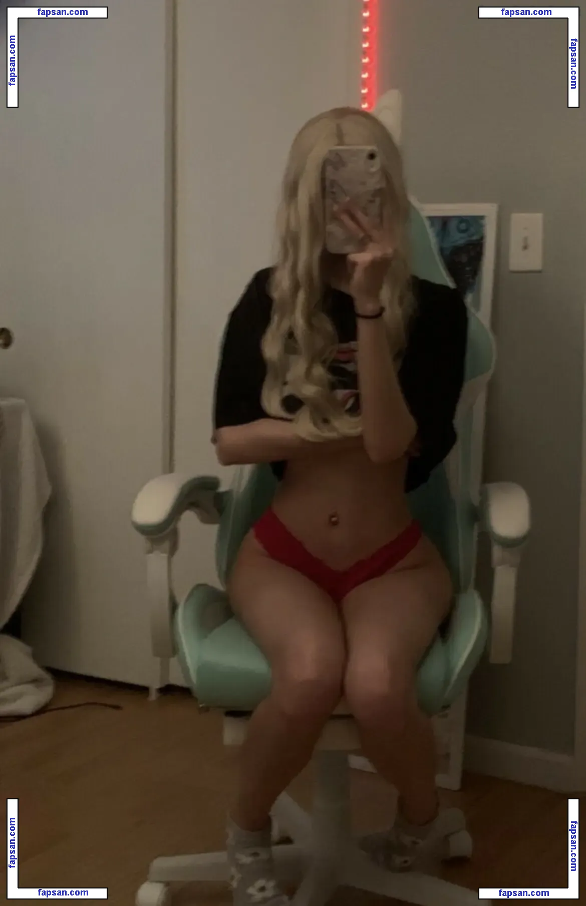 Keyafae голая фото #0002 с Онлифанс