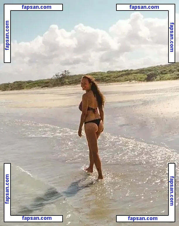 Kez H. nude photo #0001 from OnlyFans