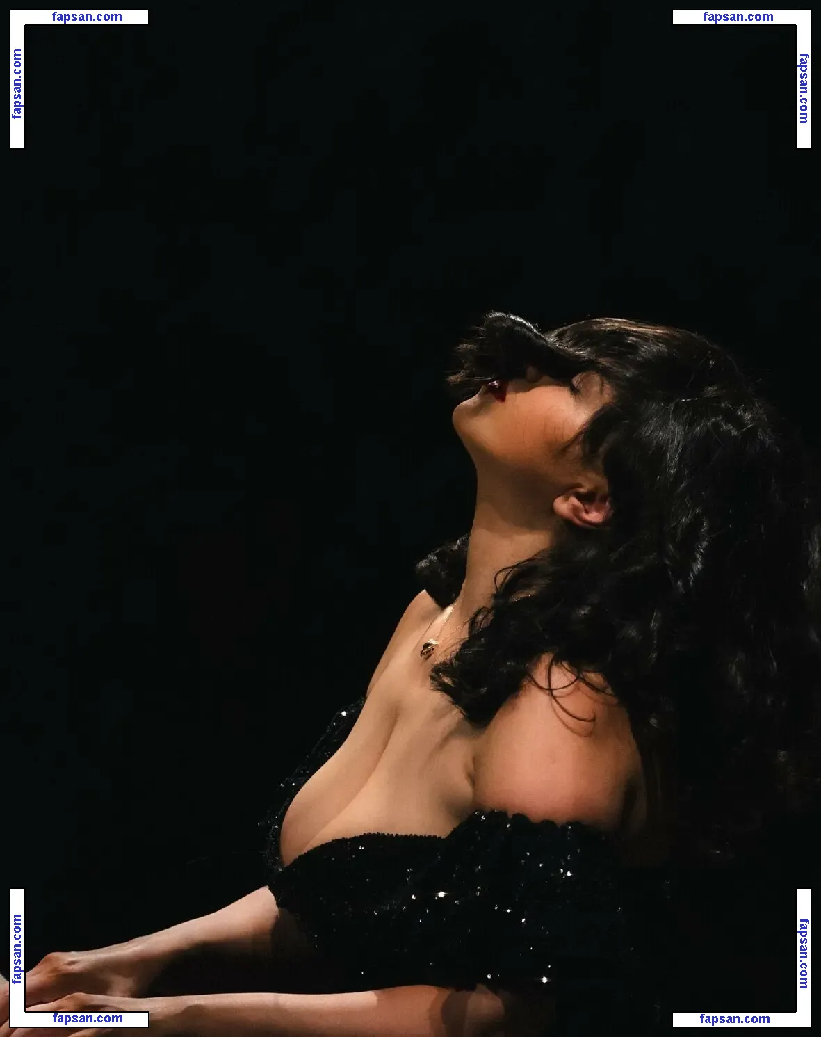 Khatia Buniatishvili nude photo #0005 from OnlyFans