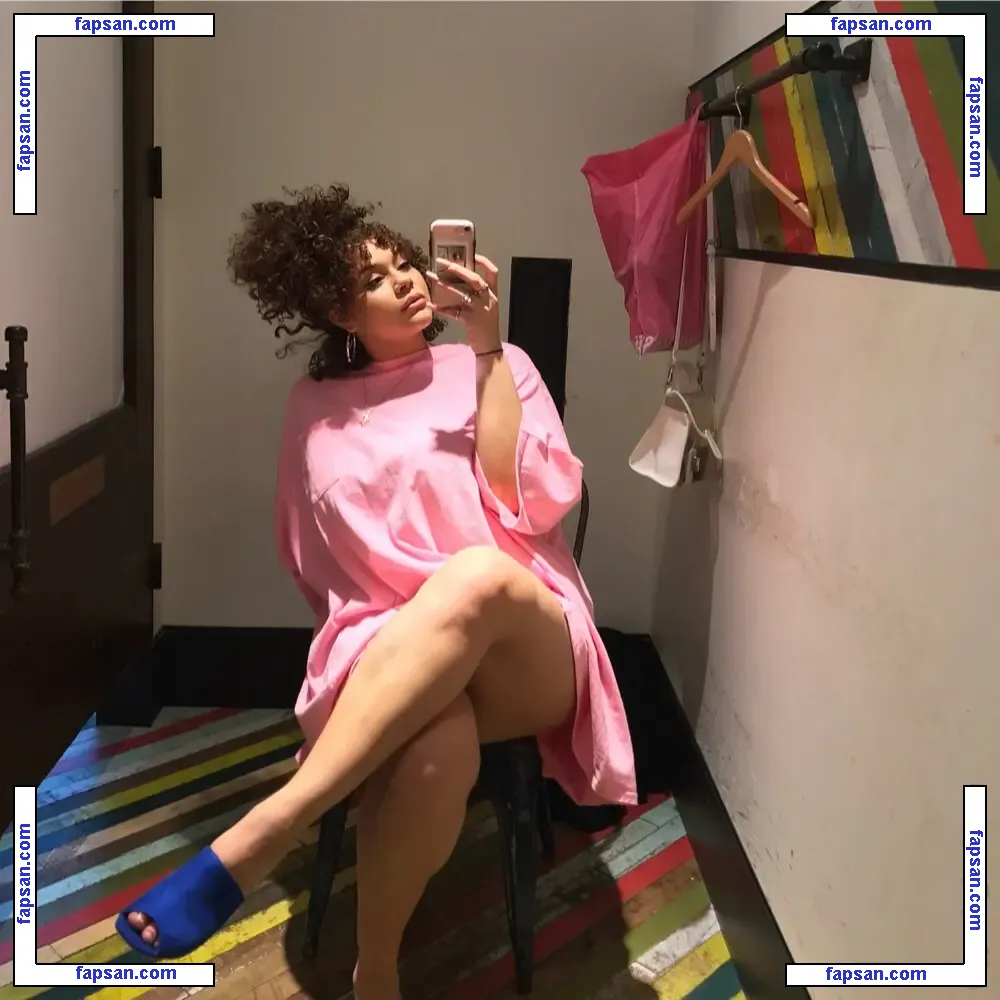 Khloe Katera nude photo #0018 from OnlyFans