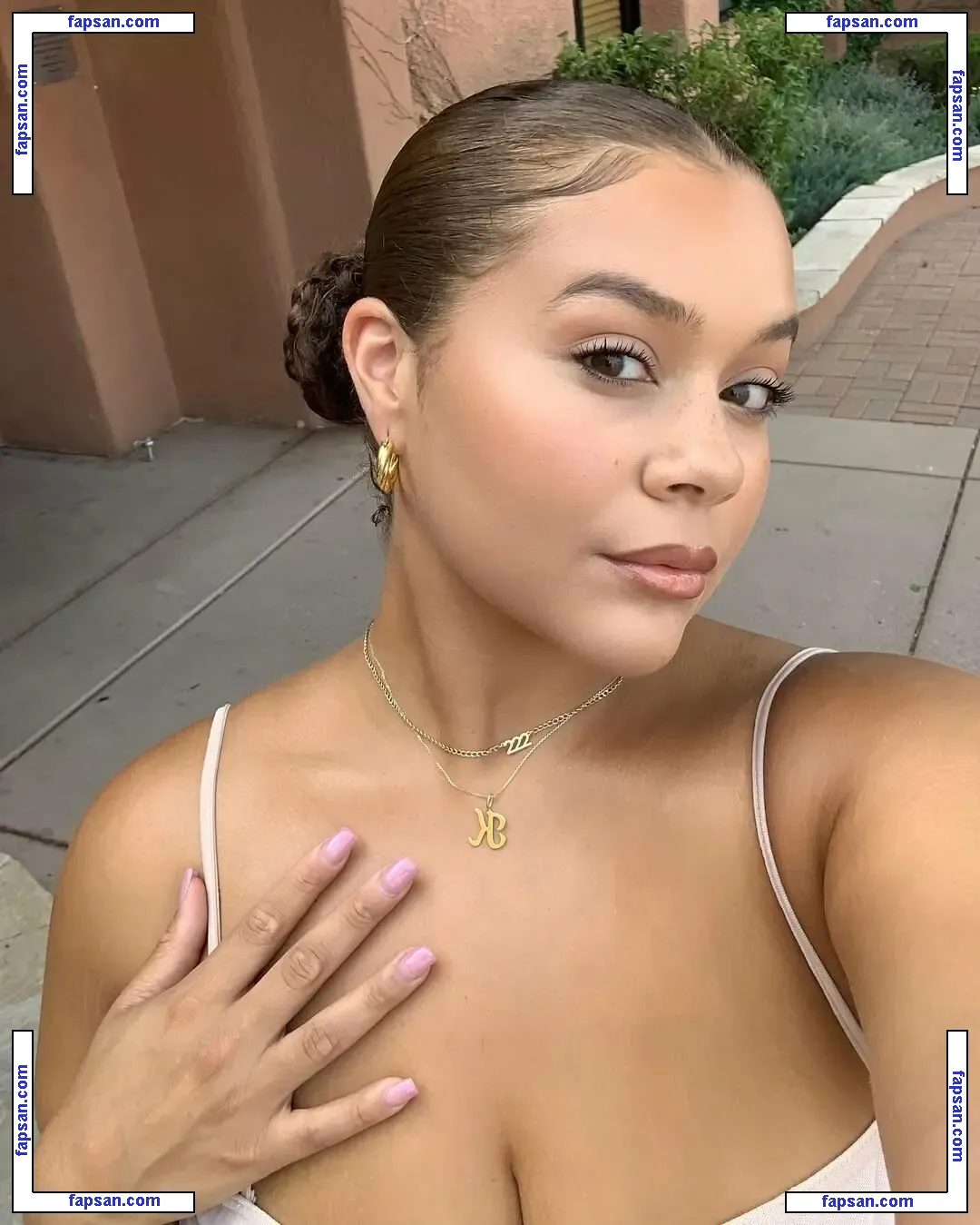 Khloe Katera nude photo #0032 from OnlyFans