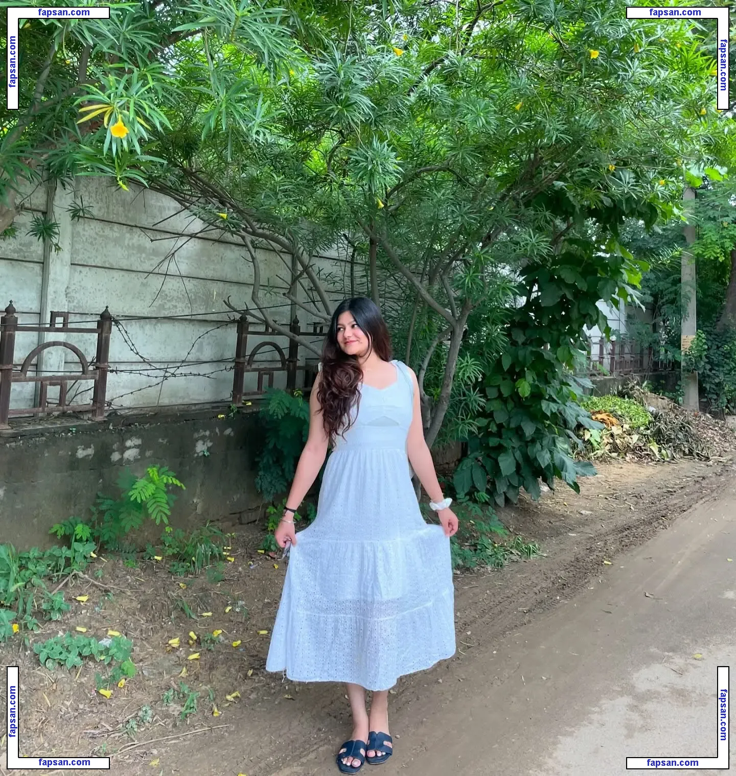 Khushi Tomar nude photo #0010 from OnlyFans