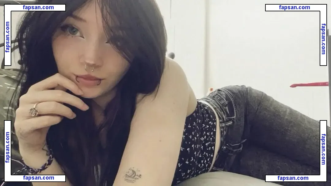 KiaKuromi2 nude photo #0006 from OnlyFans