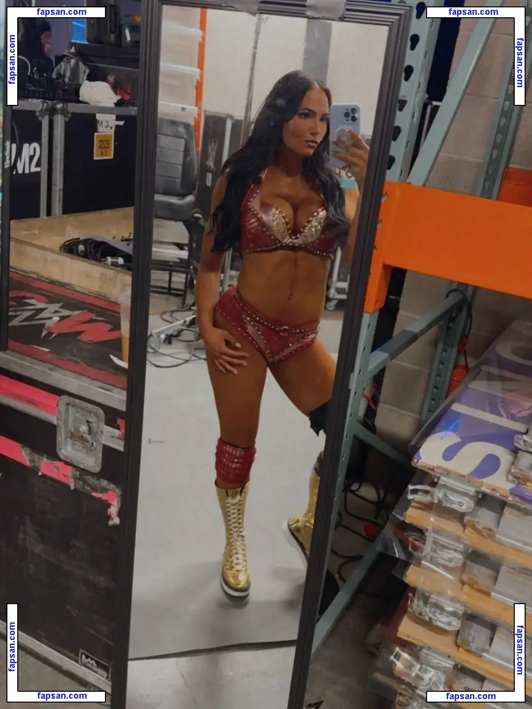 Kiana James голая фото #0025 с Онлифанс