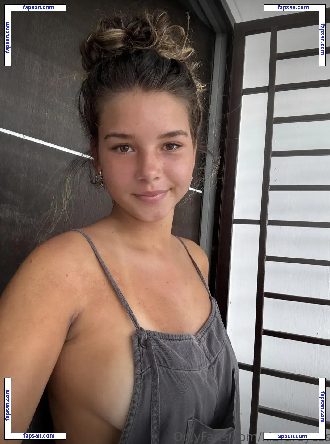 kiarareyess nude photo #0007 from OnlyFans