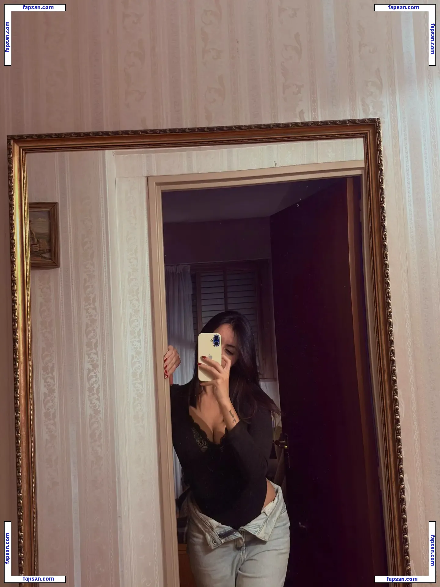 kiaratorrent nude photo #0002 from OnlyFans