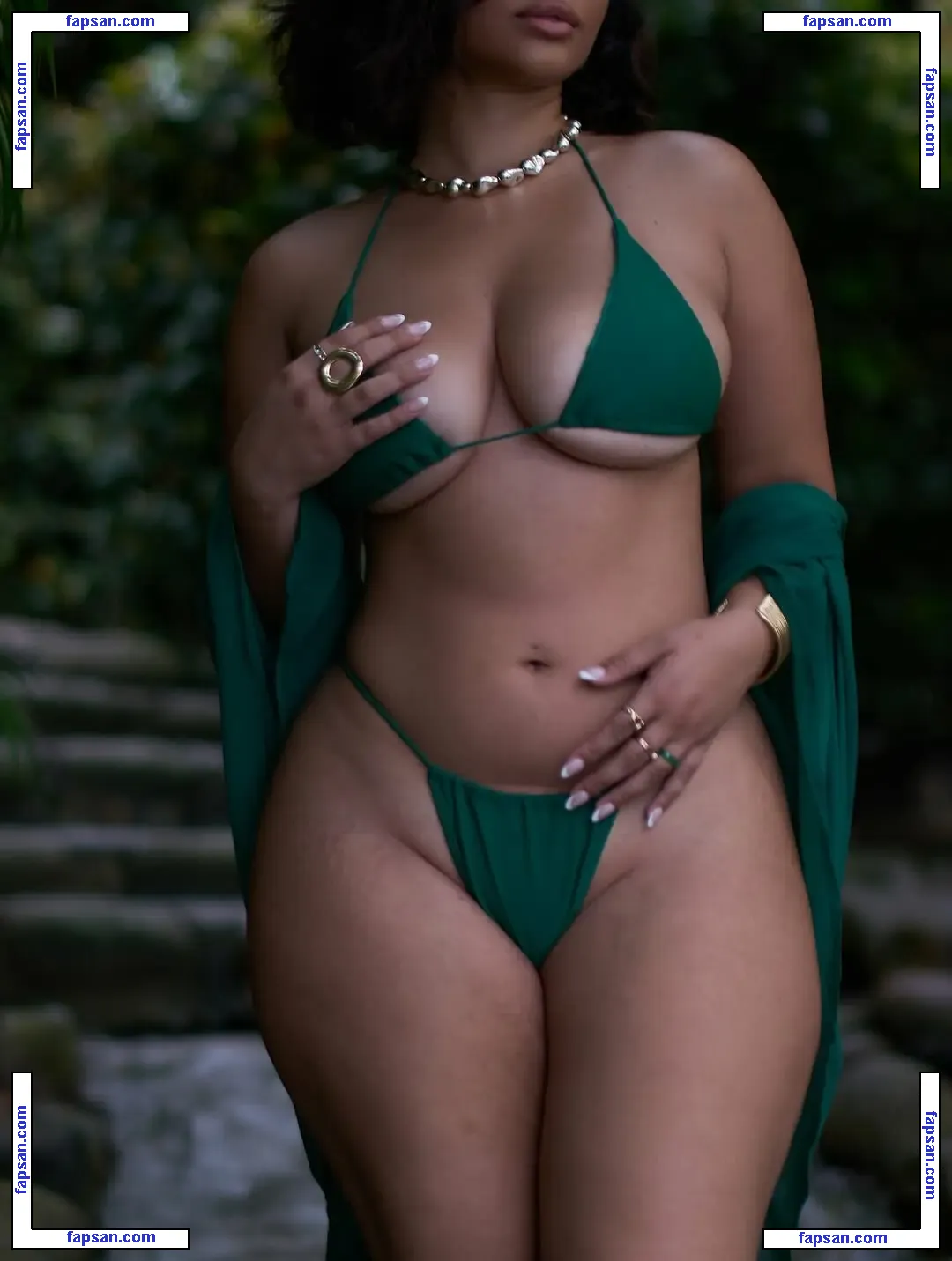 Kiarra Storm nude photo #0044 from OnlyFans