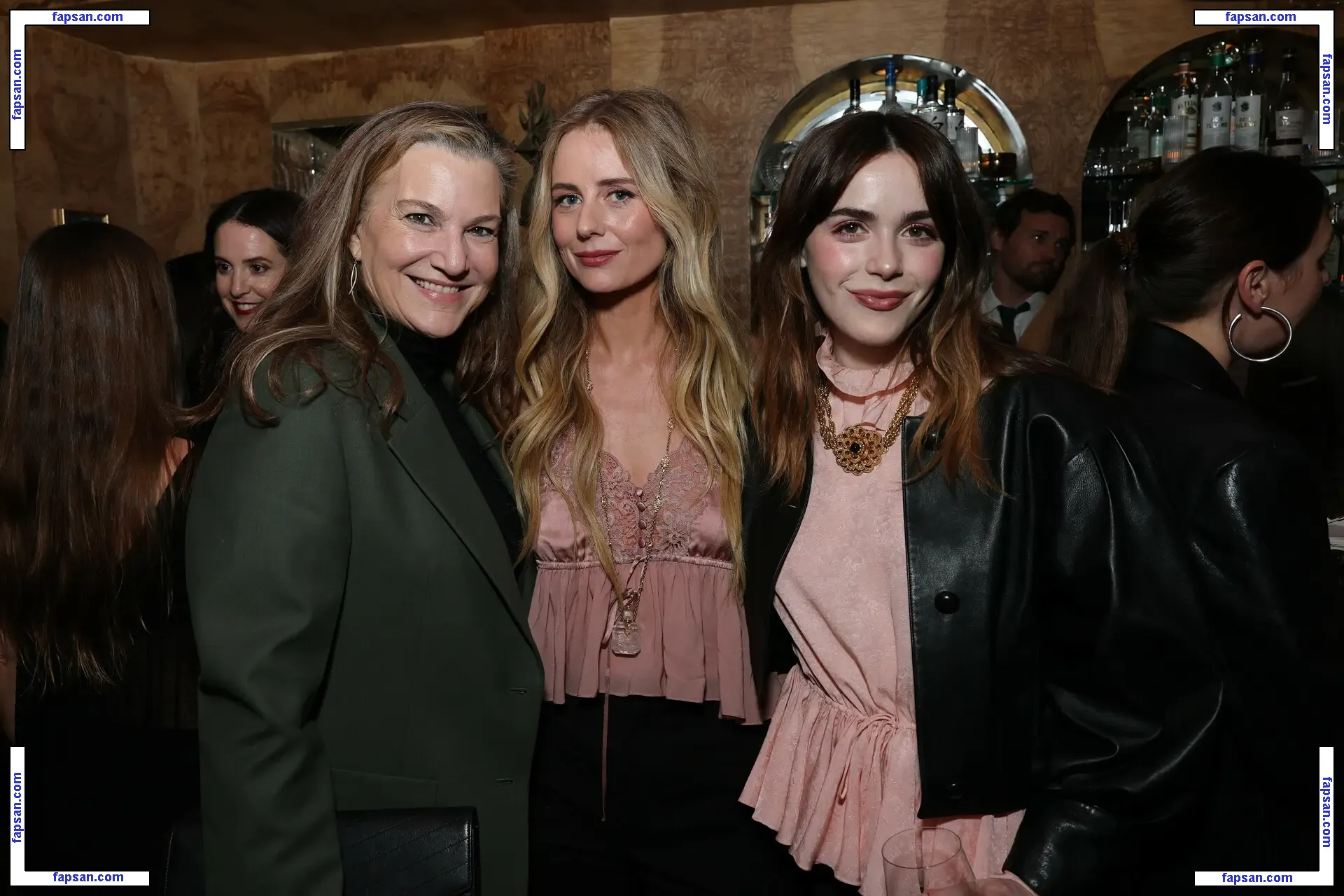 Kiernan Shipka nude photo #1703 from OnlyFans