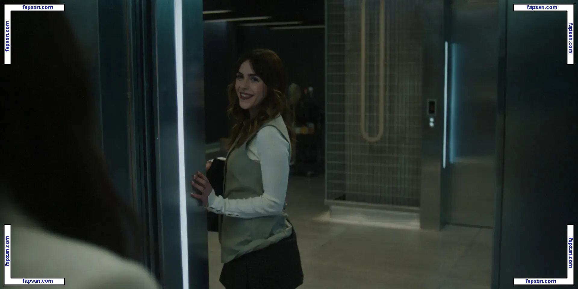 Kiernan Shipka nude photo #1766 from OnlyFans