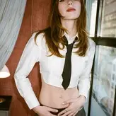 Kiernan Shipka nude #1783