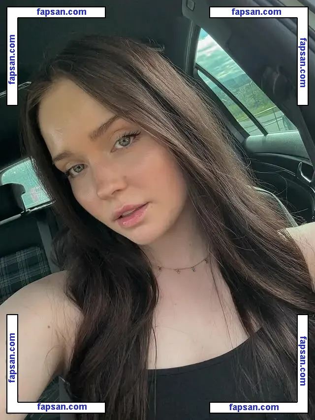 Kiiddii nude photo #0031 from OnlyFans