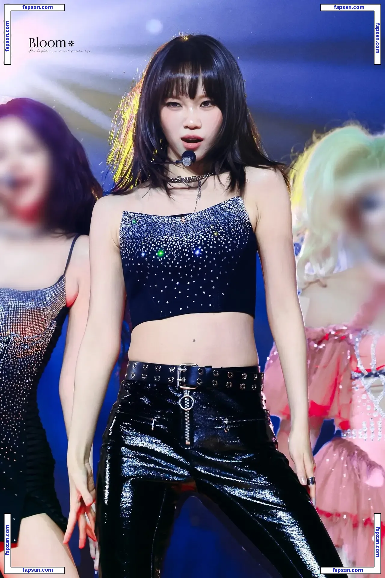 Kim Chaewon 김채원 [Le Sserafim] nude photo #0015 from OnlyFans