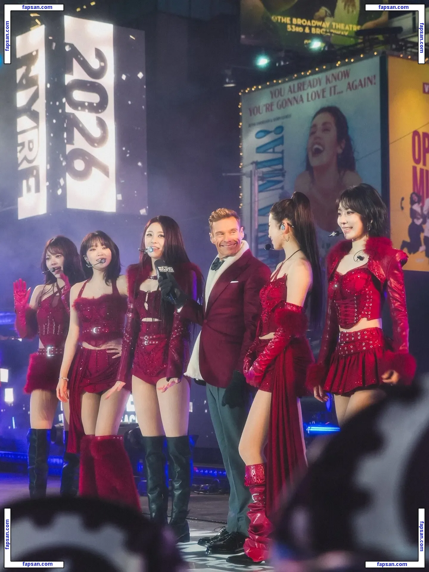 Kim Chaewon 김채원 [Le Sserafim] nude photo #0035 from OnlyFans